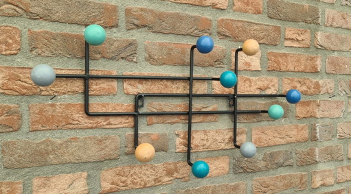 atomic style coat rack, wall coat rack,

ball coat rack, Sputnik era style