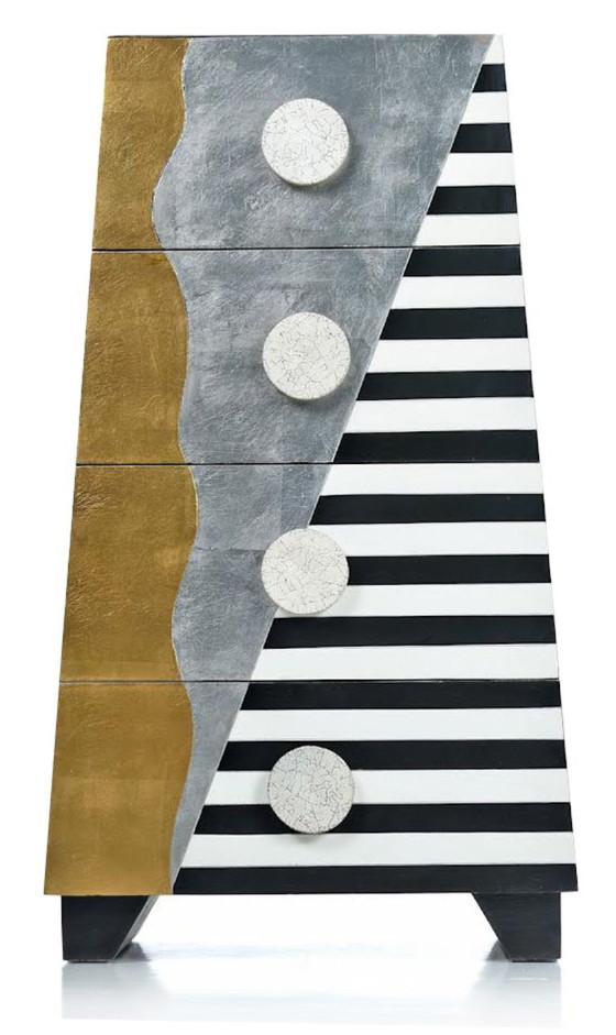 Image 1 of Lam Lee Memphis stijl piramide ladekast in zilver en goudfolie