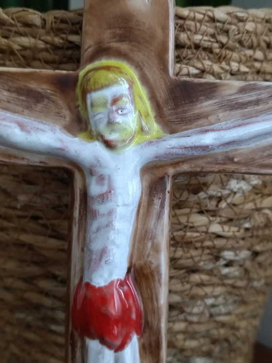 Image 1 of Crucifix vintage en terre cuite 