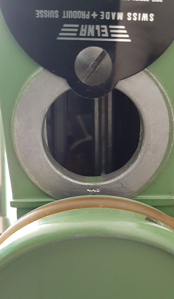 Image 1 of Industriële Vintage Naaimachine Elna "Grasshopper"