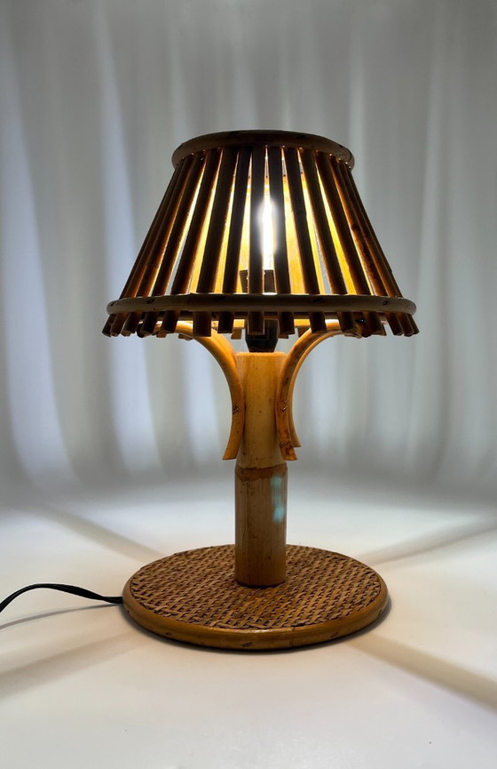 Image 1 of Lampe de table vintage en bambou et rotin – Style milieu du siècle