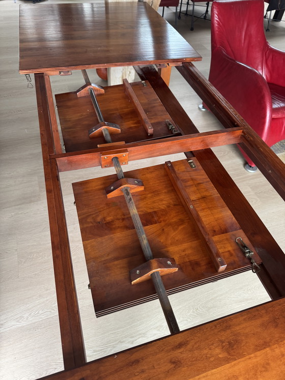 Image 1 of Table de salle à manger en merisier à vendre. Extensible. De 2 m à 2,45 m et 2,90 m.