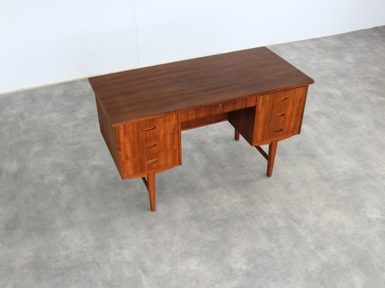 Image 1 of Scrivania vintage in teak
