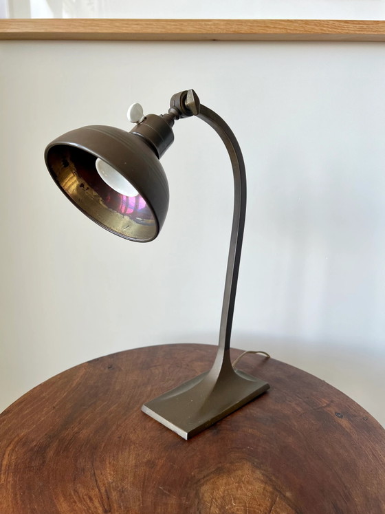 Art Deco brass table lamp. France, early 20th Century – Lighting, Porcelain (photo 4 of 12)