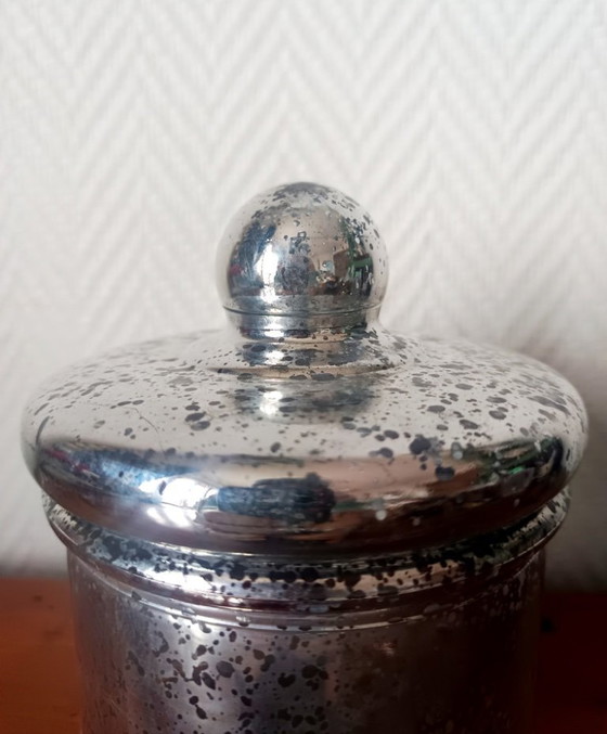 Image 1 of Vintage snoepschaal van omgekeerd beschilderd glas