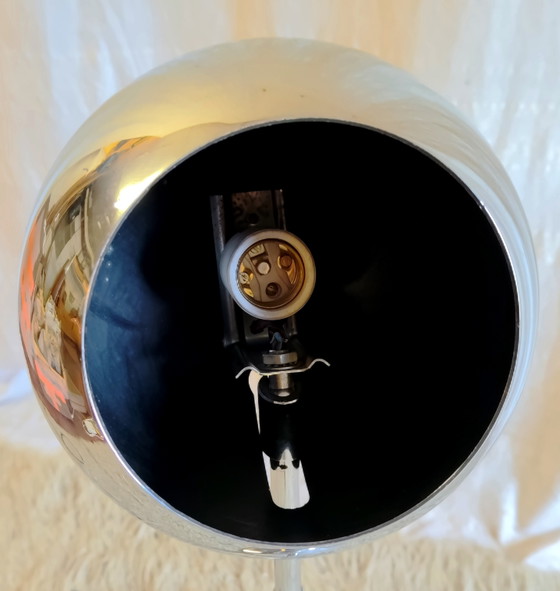 Eye-Ball Type Space-Age Style Table Lamp - 70s – Metal (photo 12 of 12)