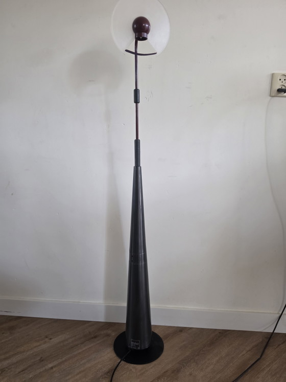 Lampe Arteluce Made In Italy Lampe Vintage Postmoderne – Lampadaires, Glass, Metal (photo 6 of 11)