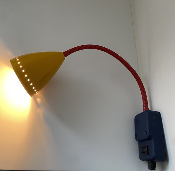 Image 1 of Vintage Happylight - Model 54013 - Memphis Stijl - Nederlands Design - Wandlamp - 1980 -