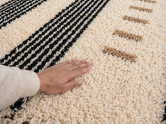 Image 1 of Alfombra marroquí de lana – Diseño único y hecha a mano 200cmx300cm