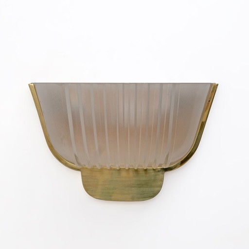 Een paar art-deco wandlampen van Muranoglas, toegeschreven aan Archimede Seguso, jaren 1940.