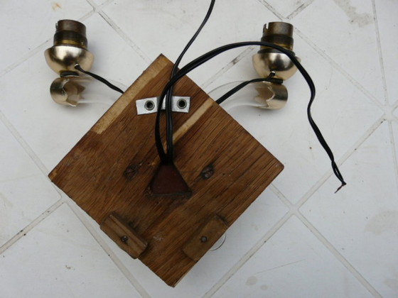 Image 1 of Aplique de pared Art Decó de 2 brazos con espejo y latón.