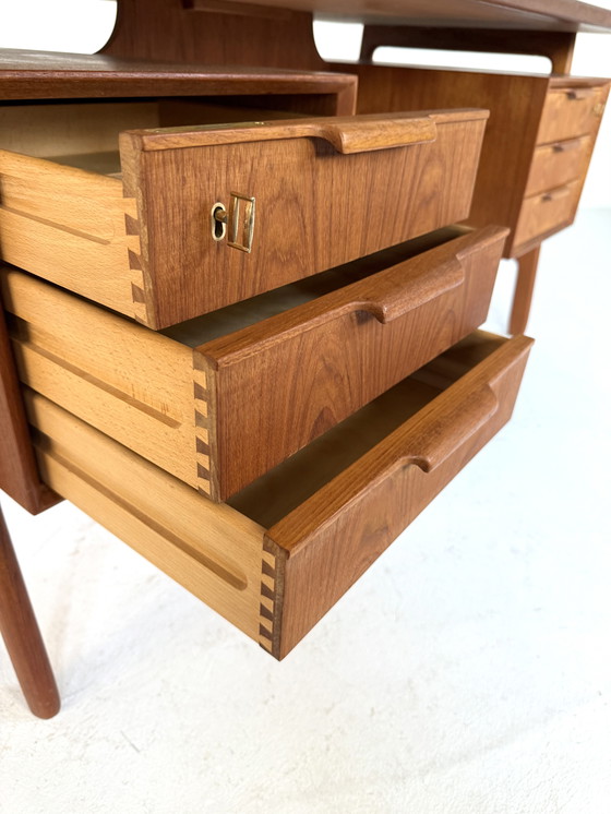 Image 1 of Scrivania vintage in teak, modello 75, Gunni Omann anni '60