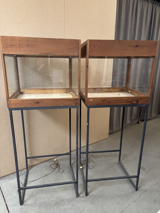 Image 1 of Vintage display cabinet / showcase / shop cabinet