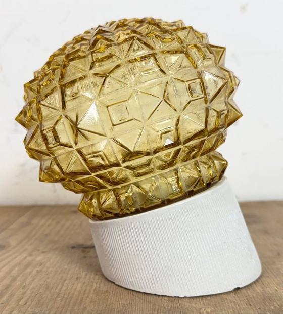 Image 1 of Applique vintage in porcellana bianca, anni '70