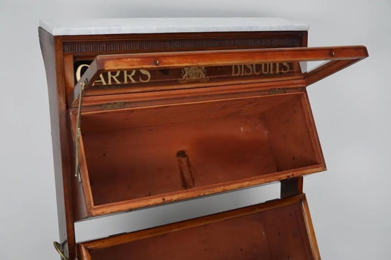 Image 1 of Victoriaanse Carr's Biscuits vitrinekast / winkelkast in hardhout, 19e eeuw