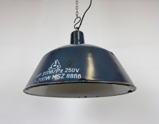 Image 1 of Lampada a sospensione industriale in smalto blu scuro di EMAX, anni '60