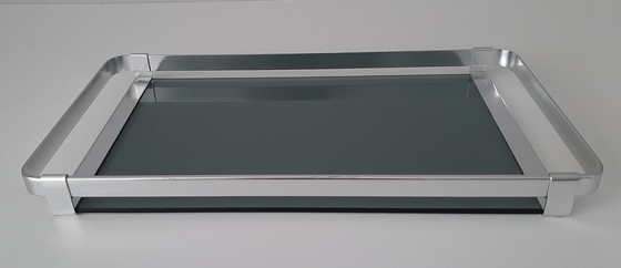 Image 1 of Bandeja MB Italy, vidrio ahumado de mediados de siglo y aluminio.