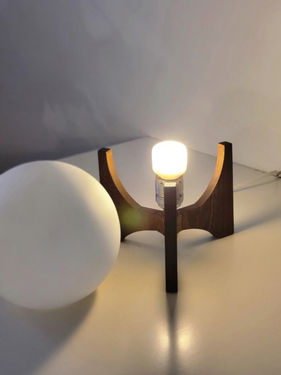 Raak Amsterdam Hokusai D-2022 table lamp in wenge & opal glass – Wood (photo 7 of 8)