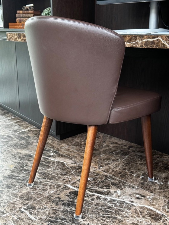 Minotti Astor silla de comedor, Sillas de comedor, Cuero, Madera, Marrón, Modern (foto 5 de 5)