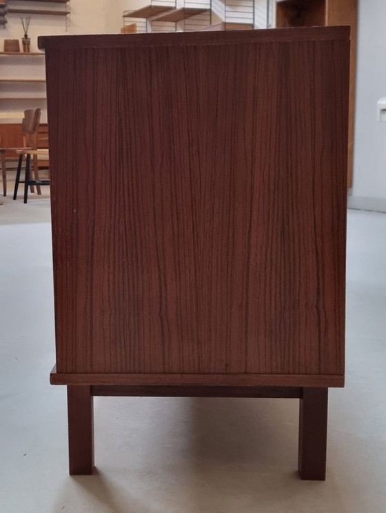 Image 1 of buffet du milieu du siècle
