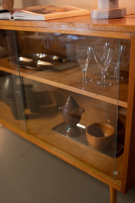 Image 1 of Vetrina vintage con ante in vetro 1960