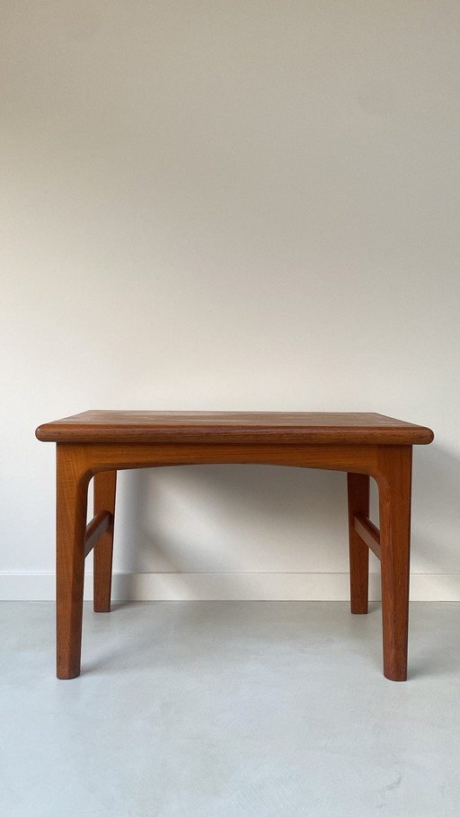 Vintage solid teak wood table / side table