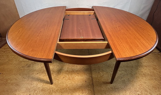 Image 1 of Mid Century Retro Vintage Teak Round Dining Table G-Plan 1960-1970 British Design Classic