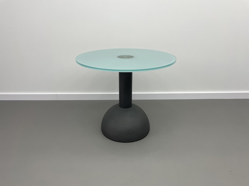 Poltrona Frau Calice table/side table