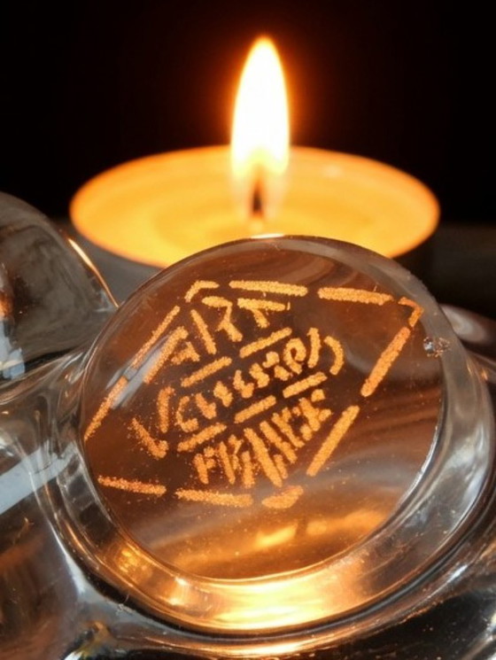 Image 1 of Bélier Cristal – Vannes Le Chatel France Années 1970 (18 x 12 x 9 cm)