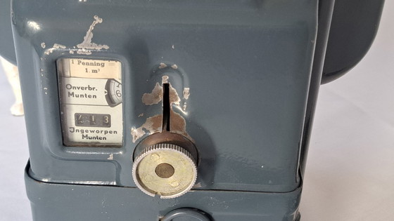 Image 1 of old gas meter