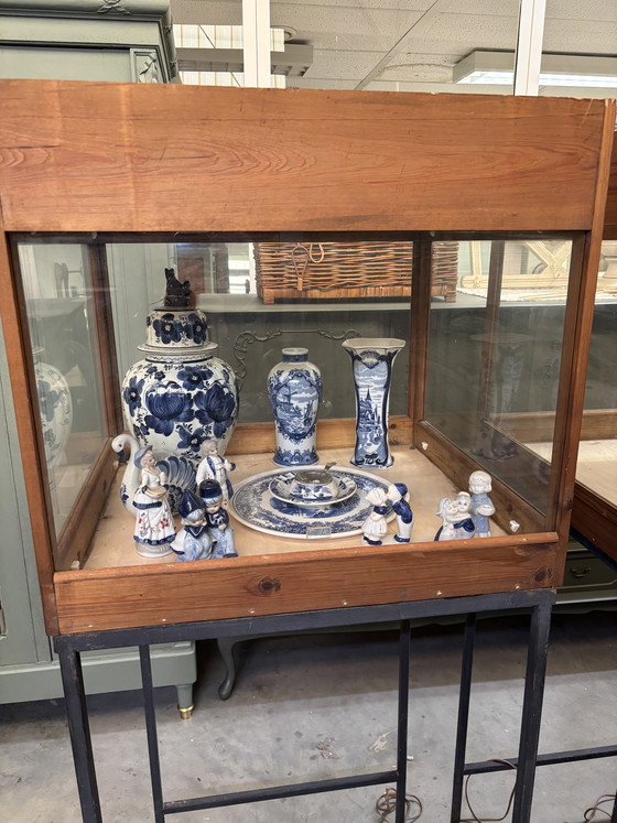 Image 1 of Vintage display cabinet / showcase / shop cabinet