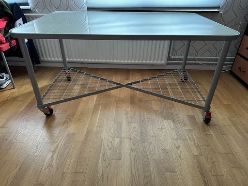 IKEA „Moments“ Glastisch von Niels Gammelgaard