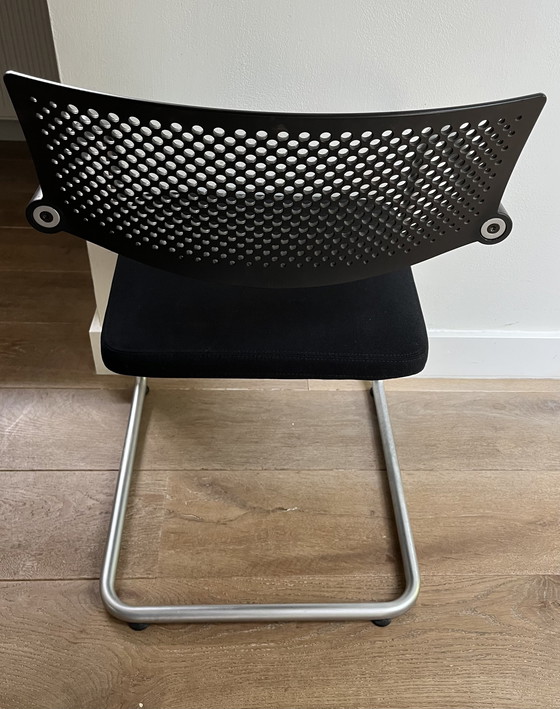 Image 1 of Vitra M33 de madera negra