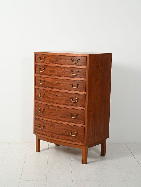 Image 1 of Mobile alto scandinavo in mogano con maniglie in ottone