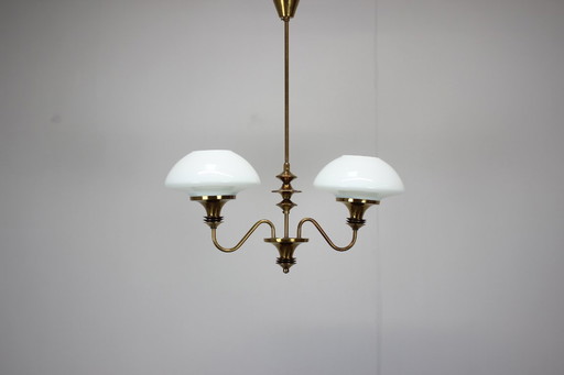 Lampadario in ottone di metà secolo della vetreria Jablonec, anni '70, Cecoslovacchia