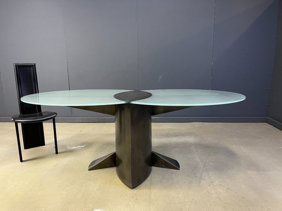 Image 1 of Postmoderne eettafel van Belgochrom, jaren 80.