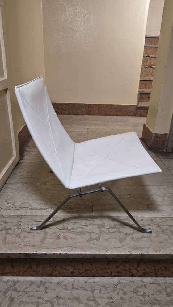 Chaises longues originales PK22, Poul Kjærholm et marque de design Fritz Hansen. – Chaises & fauteuils (photo 5 of 12)