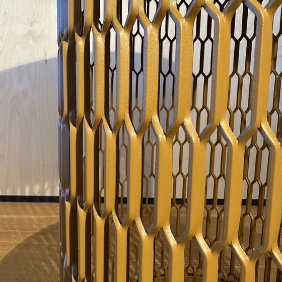 Image 1 of Kettal Roll Club tuinstoel (set van 2) met Mesh tuintafel Ø48