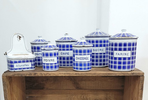 Enamelled metal pots