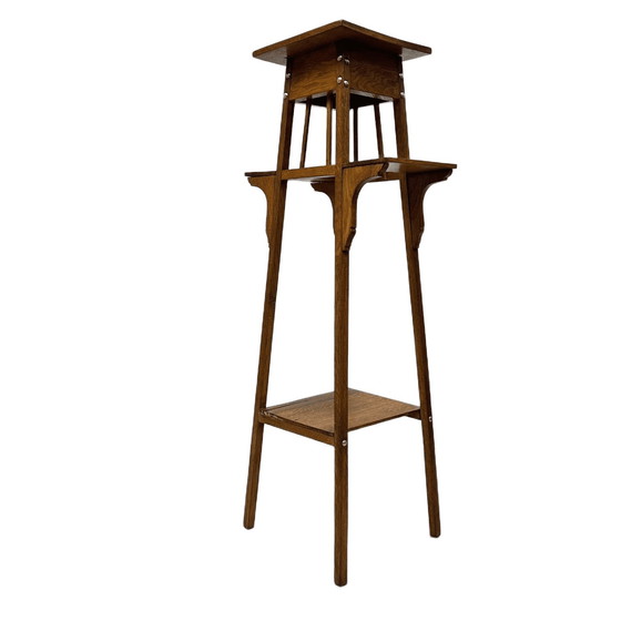 Image 1 of Mesa de pedestal para plantas con estantes laterales, estilo Art and Crafts, roble, década de 1890