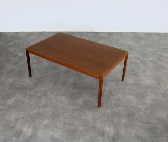 Image 1 of Table basse vintage en teck