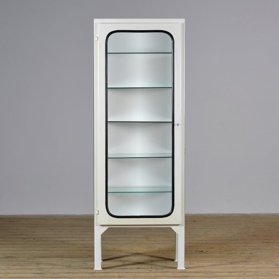 Vintage medical cabinet, 1970s, Display cabinets, Metal, Glass, White (photo 2 of 9)