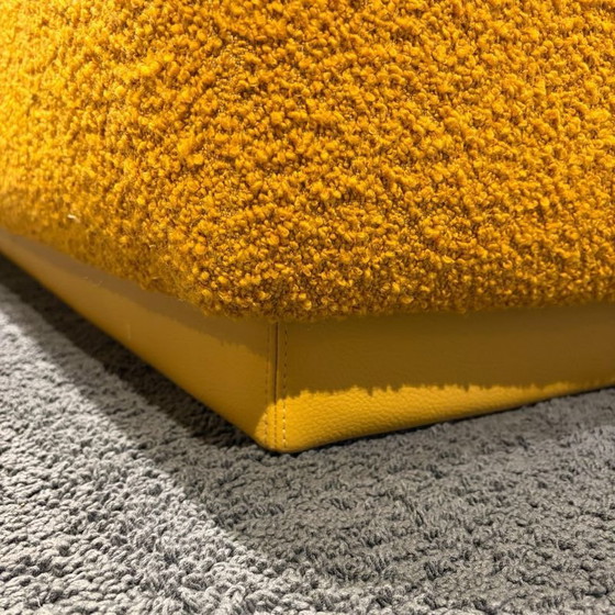 Leolux Loya Divan geel – Banken, Leather (photo 3 of 3)