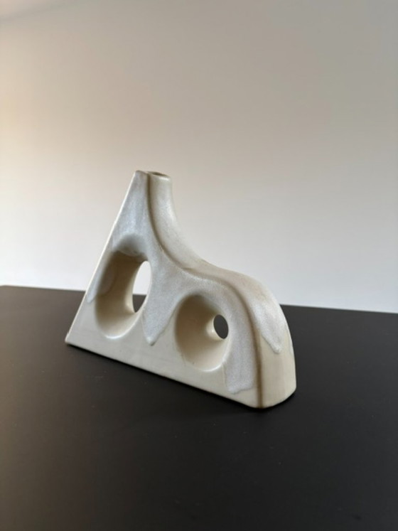 Organic ceramic design vase – ecru/cream (photo 7 of 13)