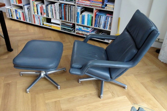 Image 1 of Artifort F140 armchair - newly upholstered, perfect condition