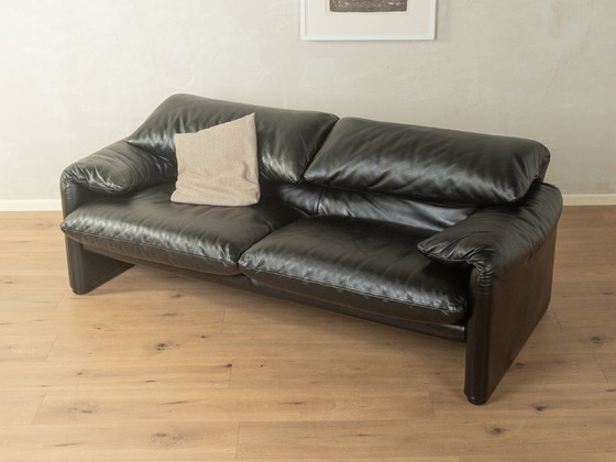 Image 1 of 675 MARALUNGA bank, Vico Magistretti, Cassina, jaren 70, vintage