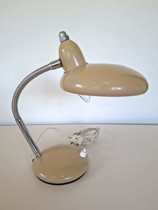 Nice vintage metal desk lamp