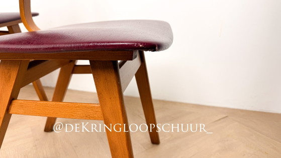 2x Vintage Rode Mid Century Eetkamerstoelen – Wood, Leather (photo 6 of 6)
