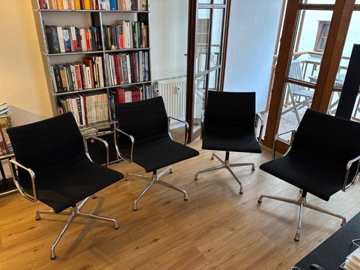 4x Vitra Eames Chair EA207