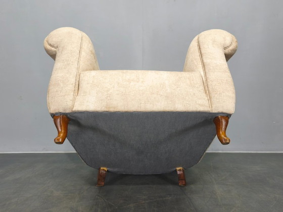 Image 1 of Fauteuil lounge sculptural en velours italien des années 1950